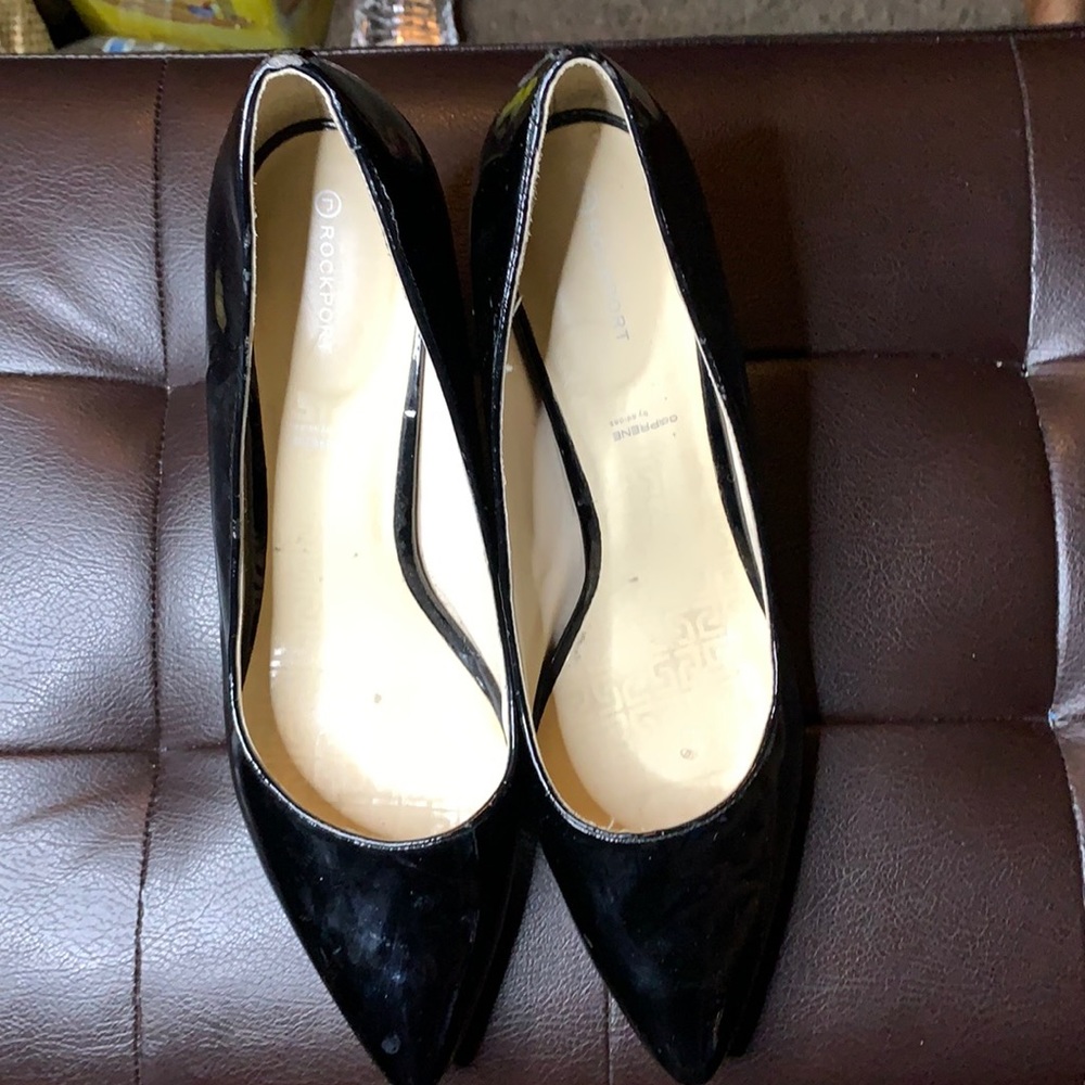 Black patent leather pump size11